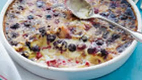 Crema de zahar ars, cu fructe de padure