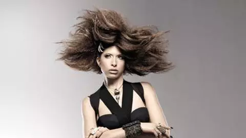 SEBASTIAN – Experimenteaza hairstylingul nonconformist