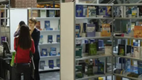 Targul de carte Bookland ajunge la Giurgiu