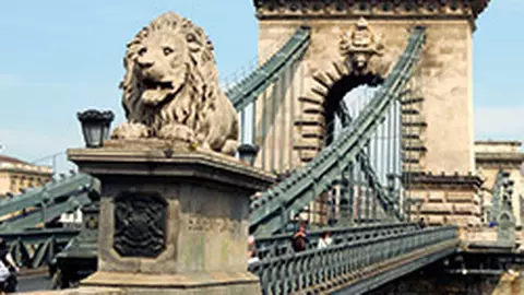 Vacanta aproape de casa: Budapesta – 2 in 1