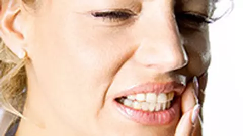 Sensibilitatea dentara – Cauze si remedii