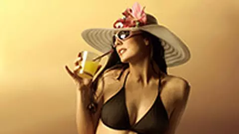 Vedeta plajei – costumul de baie