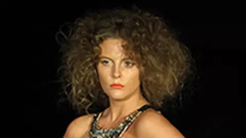 „Dress to Dress”, colectie de rochii Prêt-à-Porter semnata de Stephan Pelger