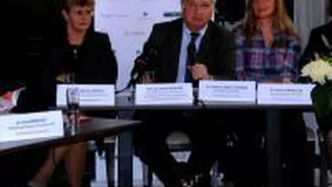 Testări gratuite de Ziua Mondială a Osteoporozei