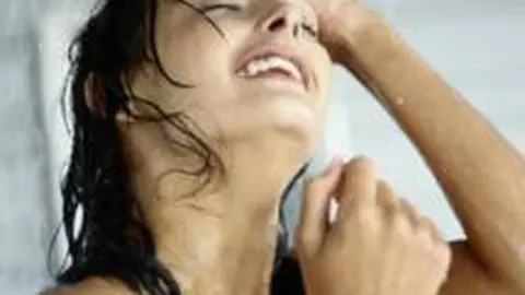 Relaţii: Cele mai sexy trăsături ale unei femei, care le plac bărbaţilor
