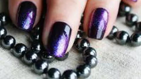 Manichiura cu glitter