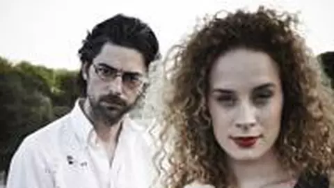 Frumoasa Diana Roman joacă cu Dan Bordeianu în „Interviu"!