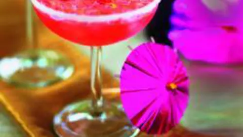 Cocktail: Daiquiri cu cireşe