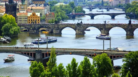Vizitează capitalele Europei în weekend