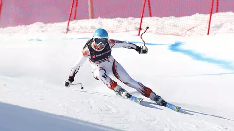 S-a născut în Franţa, dar concurează pentru România la Sochi
