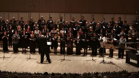 Corul Academic Radio într-un spectacol de muzică şi poezie