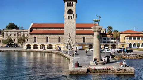 Rhodos, insula cea mai iubită de soare