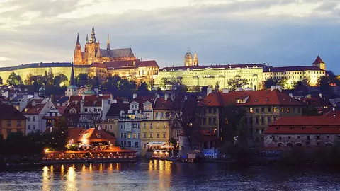 Praga: Orașul cu cea mai bună bere și 100 de clopotnițe 
