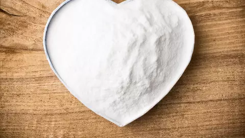 7 moduri în care bicarbonatul de sodiu te face mai frumoasă
