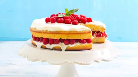 Pandișpan Regina Victoria cu zmeură 