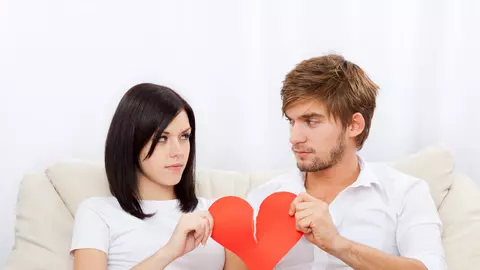 Cum recunoști abuzul emoțional în cuplu? Nu toate tipurile de abuz vin cu semne vizibile sau avertismente