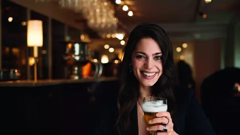 Tu știi când și cum a apărut berea? Află 