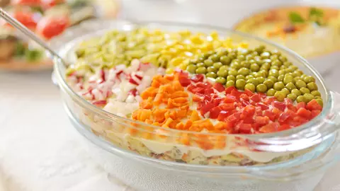 Salată de boeuf gata într-o oră