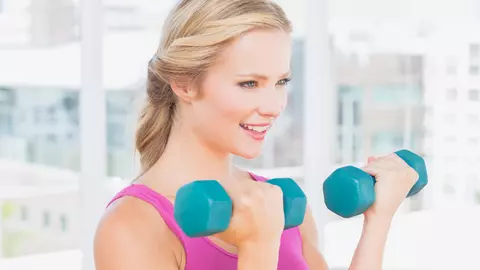 3 exerciții ușoare pentru brațe tonifiate
