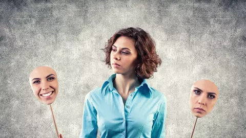 Vezi jumătatea plină sau cea goală a paharului?