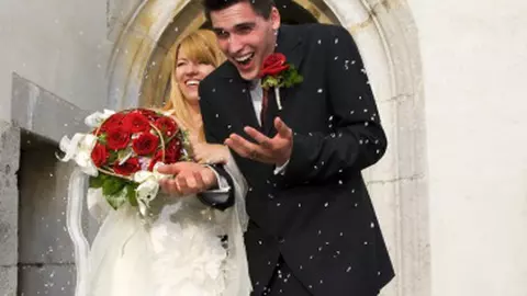 Obiceiuri de nuntă la români