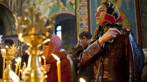 Paştele Blajinilor, legătura oamenilor cu cei răposaţi