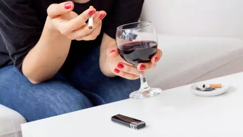 Cele 2 alimente interzise fumătorilor