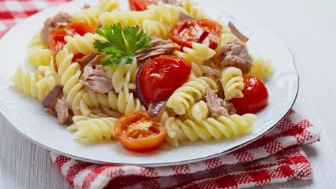Paste cu ton