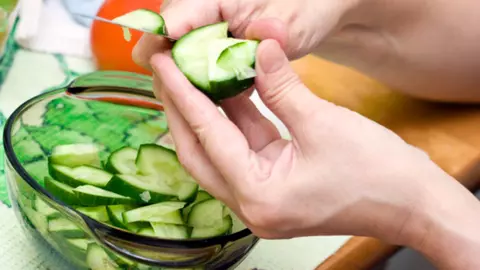 Cum îți menții tinerețea prin alimentație: cele mai bune 4 alimente anti-aging