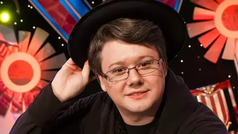 Fuego ne spune povești de Crăciun! Luna aceasta va colinda țara în lung și-n lat!