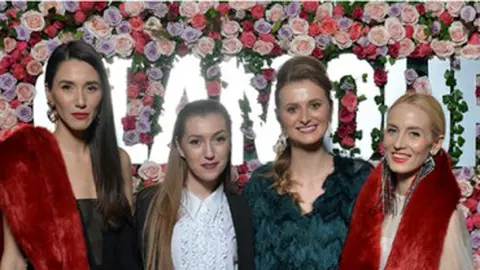 GLAMOUR Street Fashion Show: filmul serii