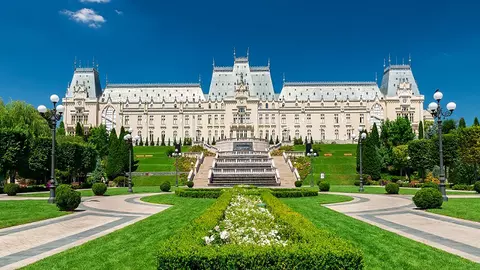 (P) Iași, orașul construit pe şapte coline