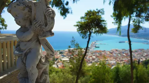 (P) Zakynthos Town, capitală încărcată de istorie şi poveşti