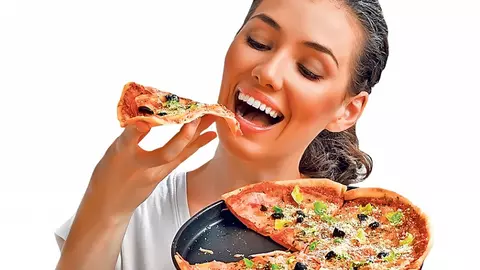 Ce pericol ne paşte dacă mâncăm pizza congelată
