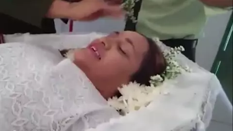 O femeie şi-a dorit să experimenteze cum e să fie moartă