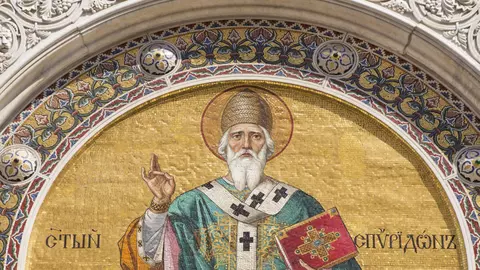 Marele Făcător de Minuni, Sfântul Ierarh Spiridon