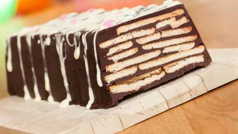 Tort de biscuiţi integrali de post