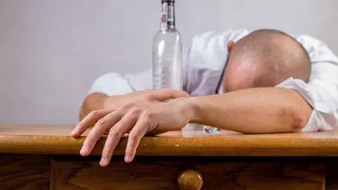 Cea mai simplă soluție să scapi de mahmureală
