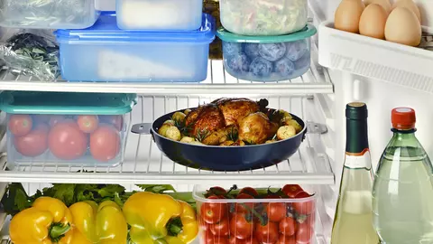 Cum organizezi frigiderul ca să eviți intoxicațiile alimentare