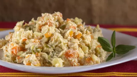 Salata de boeuf îngrașă? Ce spun nutriționiștii?