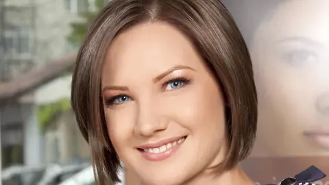 La început avea părul scurt și șaten, astăzi este de nerecunoscut! Cum arată Melania Medeleanu la 38 de ani?