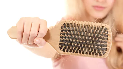 Nu îți va mai cădea părul niciodată după ce vei folosi acest leac natural uimitor