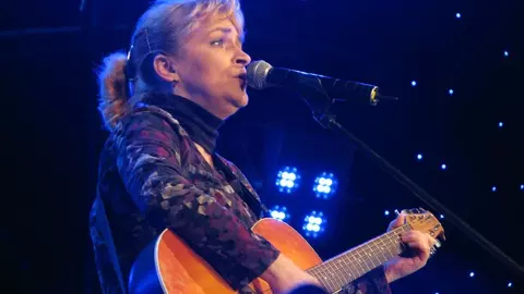 Tatiana Stepa, vocea de aur din Lupeni. GALERIE FOTO