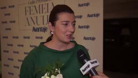 Atena Boca a lansat „Totul începe cu o mamă”, o carte-adevăr despre lumea nevăzută a mamelor
