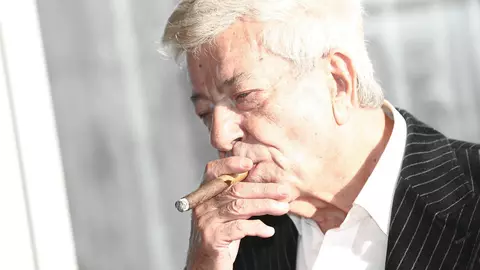 În tinereţe, învârtea femeile pe degete! Cum arăta Ion Dichiseanu când era în floarea vârstei?