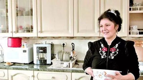 Irina Loghin îşi caută menajeră! Trebuie să îndeplinească o serie de condiţii: ”Să nu fie supraponderală”