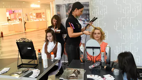 Răsfăț complet pentru participantele la concursul "Portret de femeie", în Plaza România