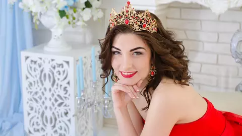 Când ești mamă ești divină, nu de vină