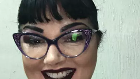 De ce este Ozana Barabancea singură, dar... optimistă: „Aş putea avea orice bărbat pe care mi l-aş dori”