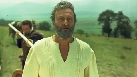 Să ne-amintim de Nea Mărin! Lucruri mai puțin știute despre marele actor